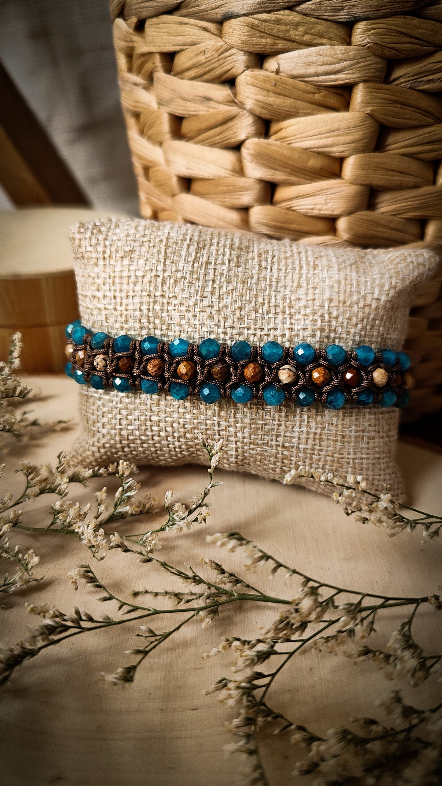 Preria -wyplatana bransoletka z kamieni naturalnych