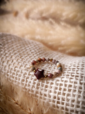 Agatowe ukojenie - pierścionek z kamieni naturalnych