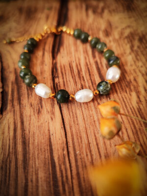 Leśna rosa - bransoletka z kamieni i pereł handmade