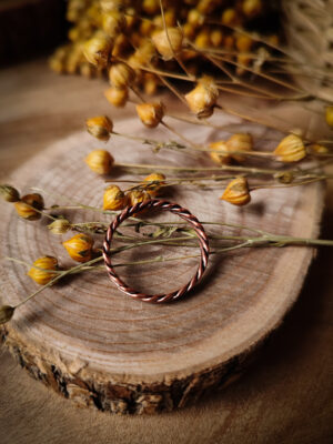 Miedziana pleciona obrączka - miedź oksydowana